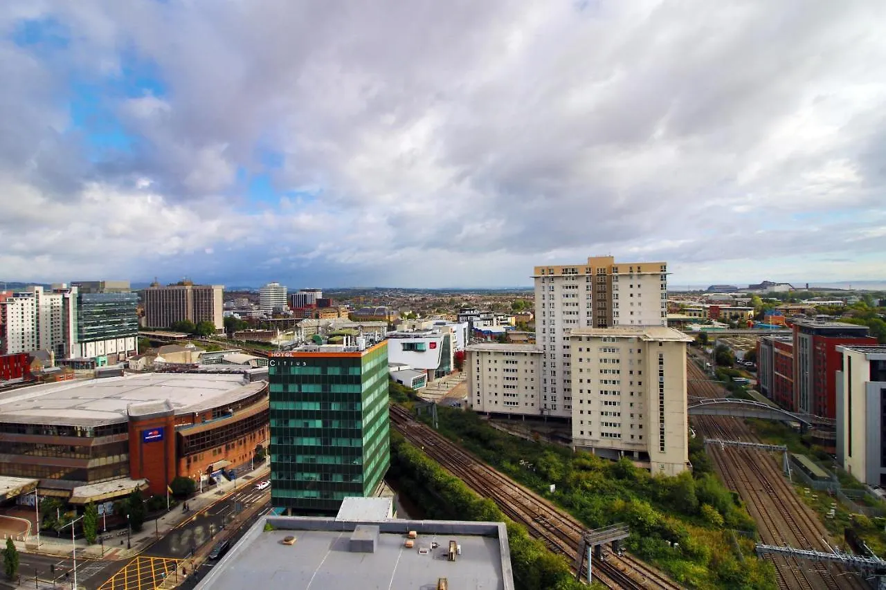 The View - Long Stay Offer - Modern Central Apartment And Parking By Cto Serviced Apartments Cardiff 0*,  Storbritannien